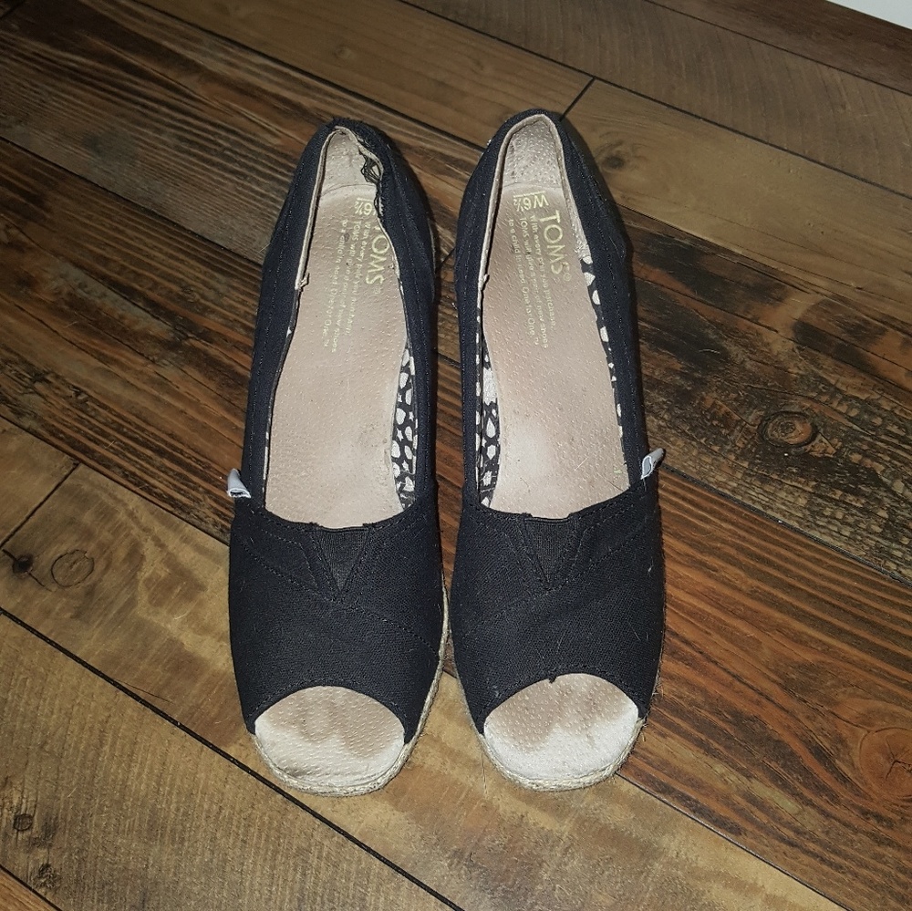 TOM'S wedges